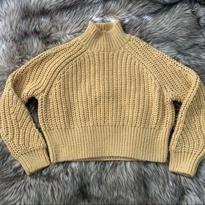 Cropped knitted sweater